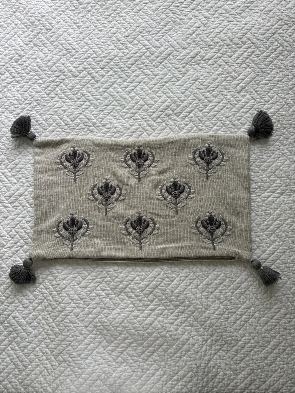 Serena & Lily Cream Lumbar Pillow Case Gray Floral Embroidery Tassels Size 12x21